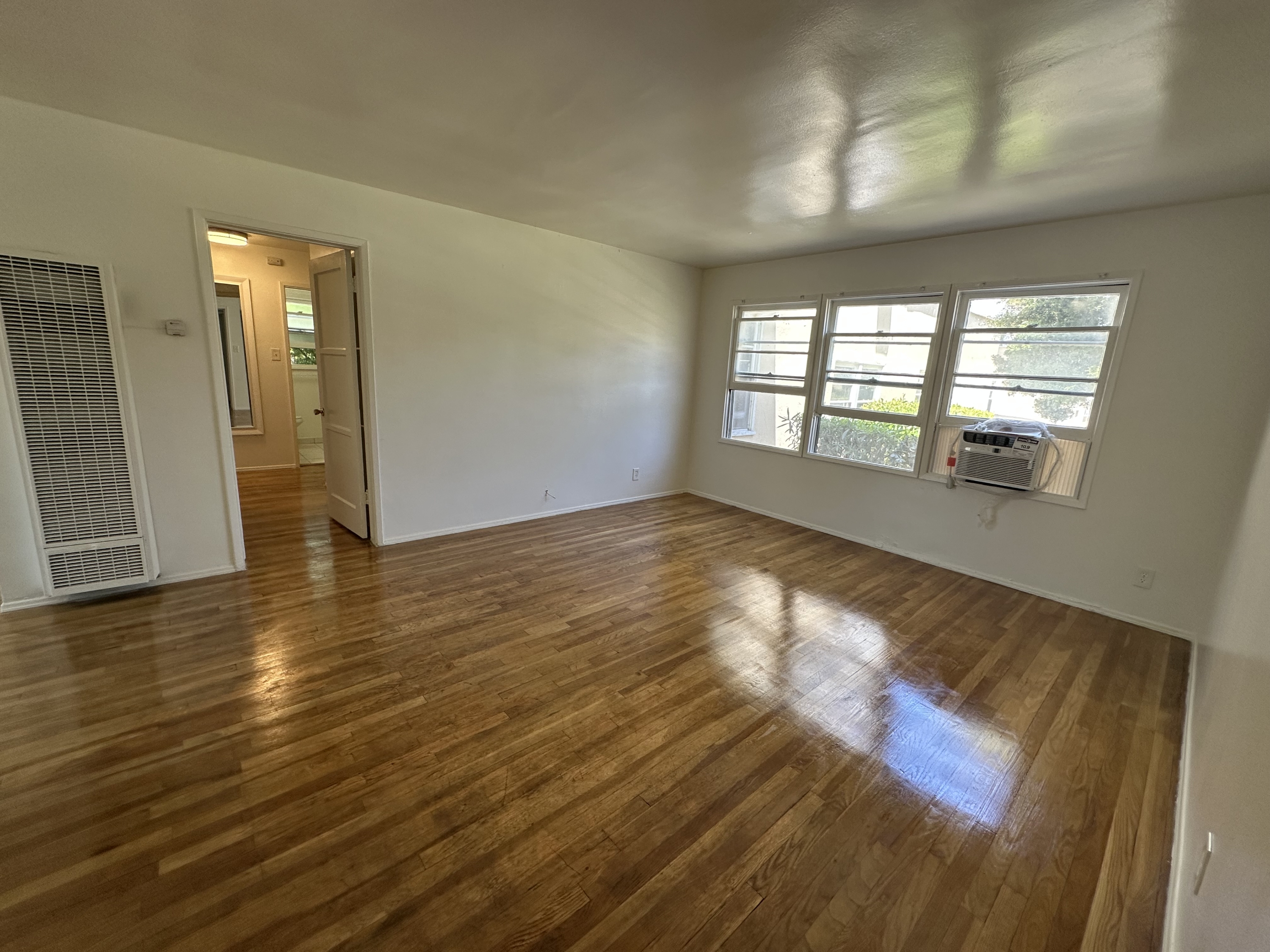 2451 Silver Lake Blvd.