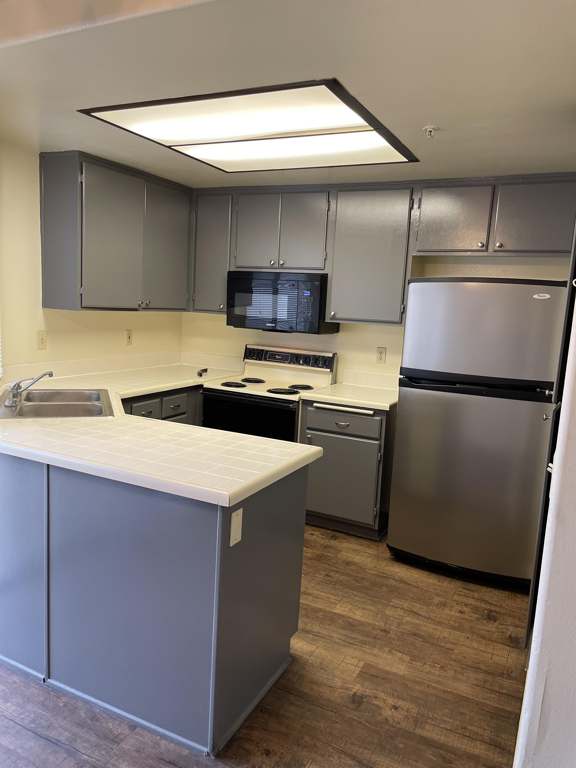 707 S. Webster Ave - 110