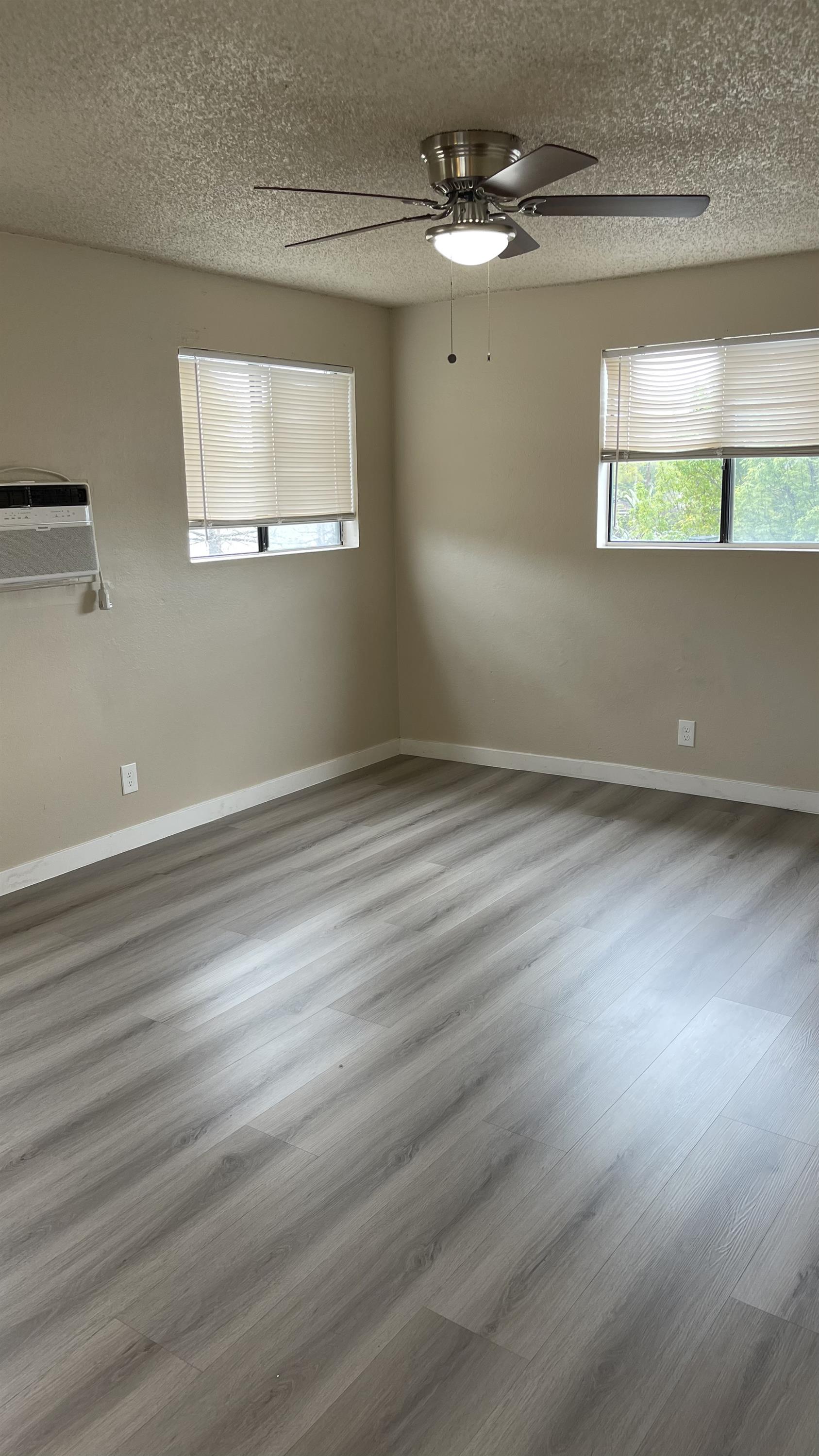 410 South Sierra Madre Boulevard - 31