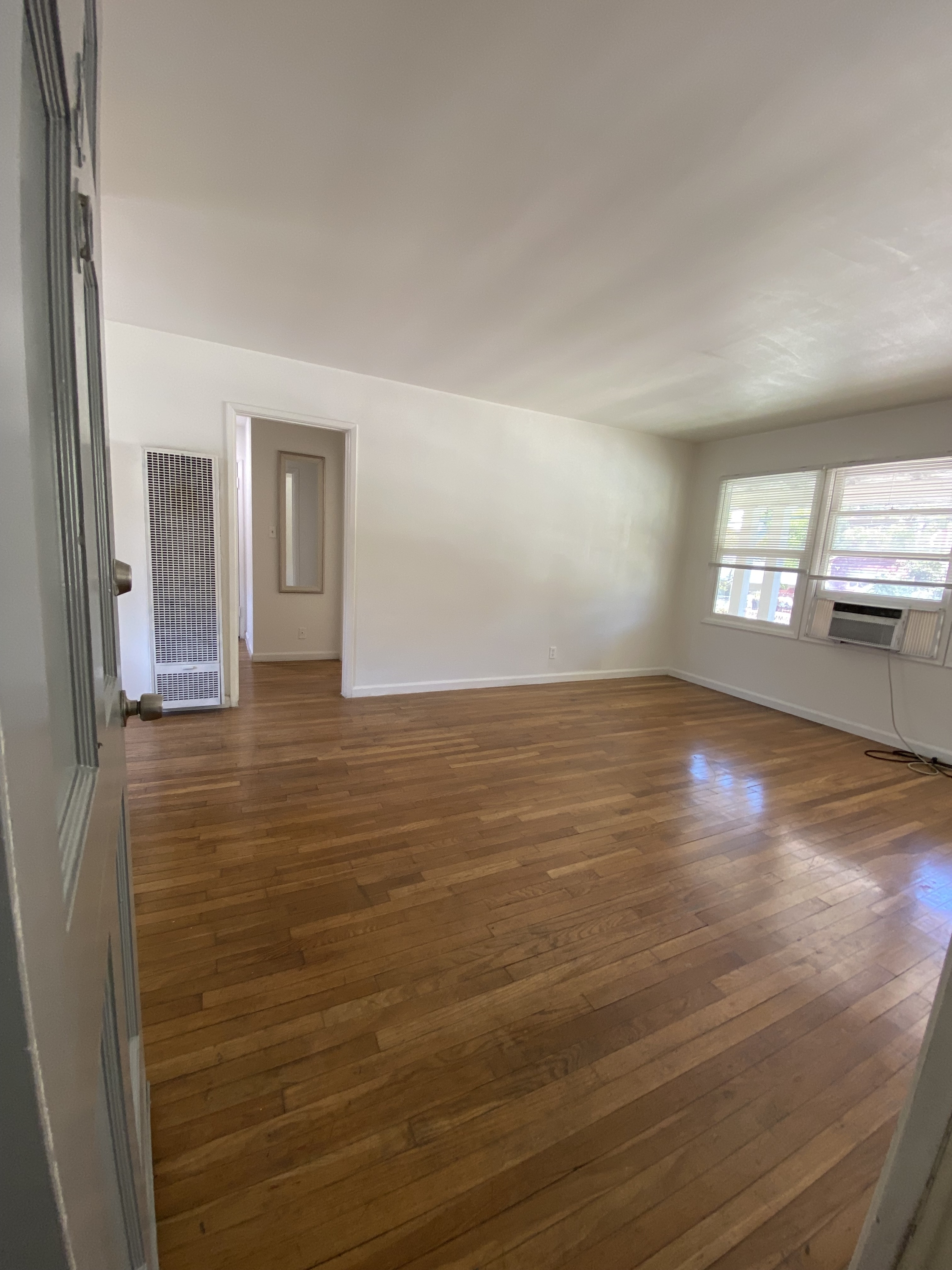 2461 Silver Lake Blvd.